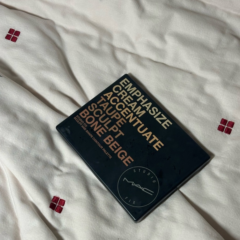 MAC Cosmetics Studio Fix Contour Palette - Cream, Taupe, Beige